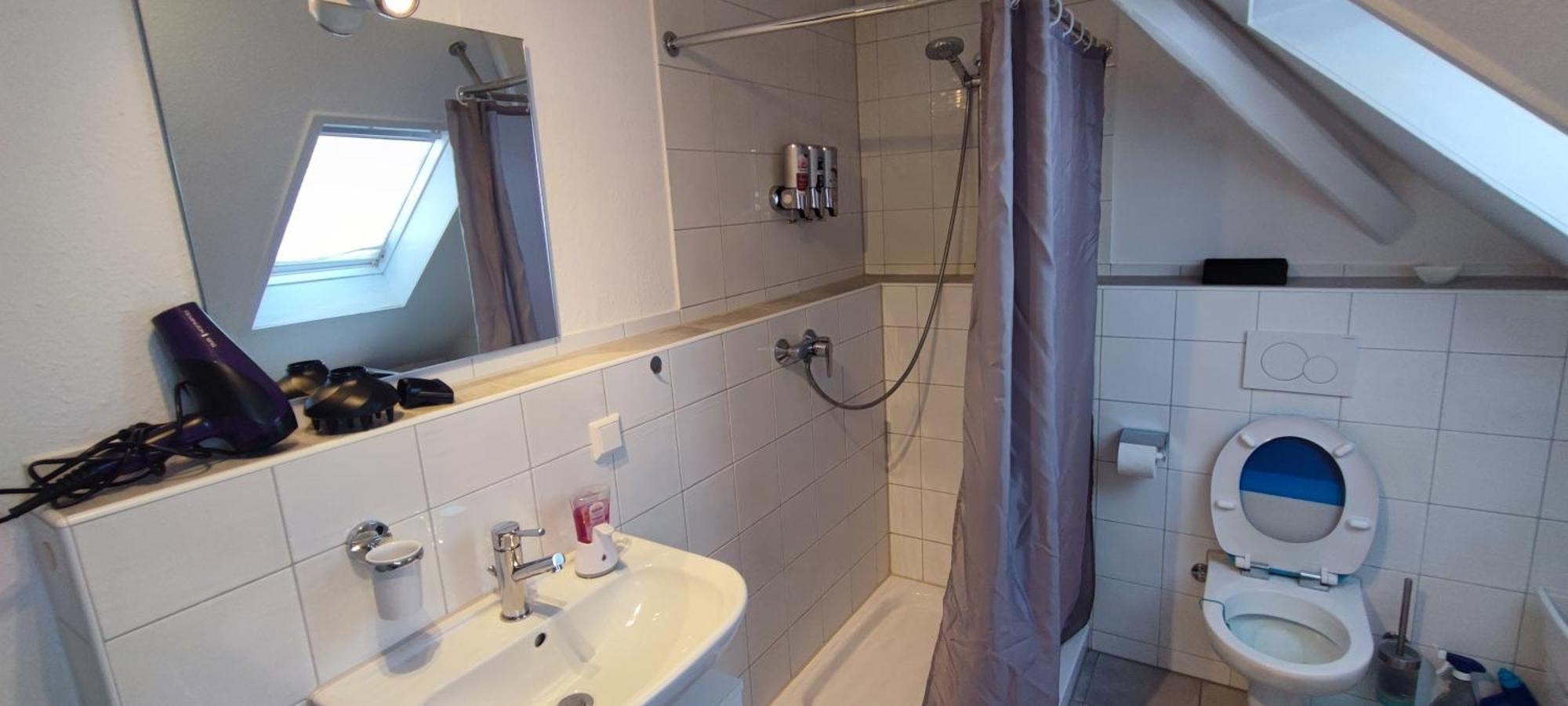 Antony Apartment *